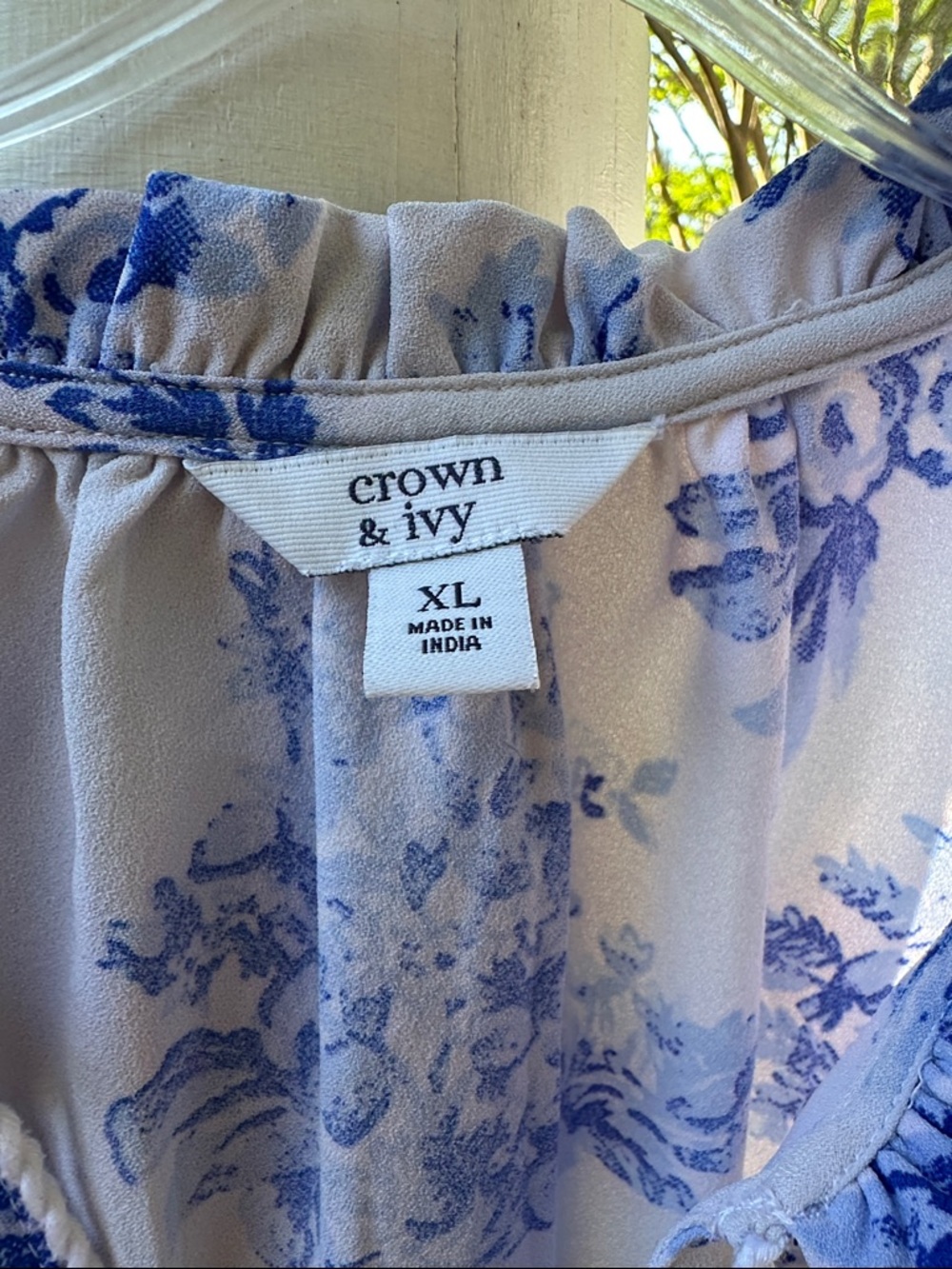 crown & ivy White Blouse with Blue Toile Print and Tassel Tie-Neck - Picture 2 of 7